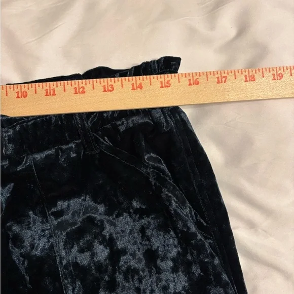 Jolt Green Crushed Velvet Jogger Pants | Size Large - Picture 3 of 8